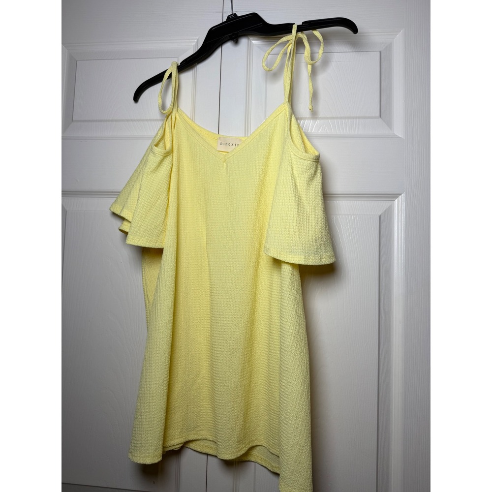 Ninexis Yellow Cold Shoulder Tie Strap Top V-Neck Flutter Sleeve Large